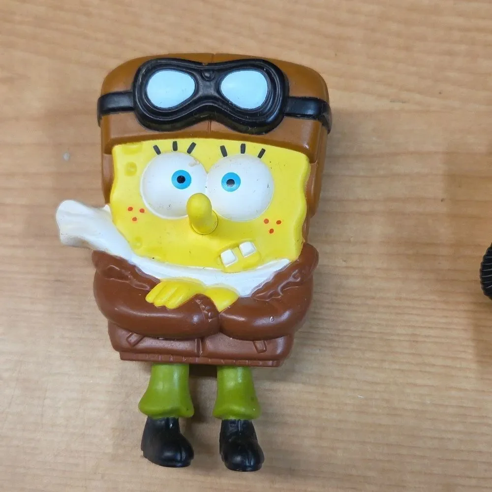 Sponge‎ Bob Candy Containers And Happy Meal Toys